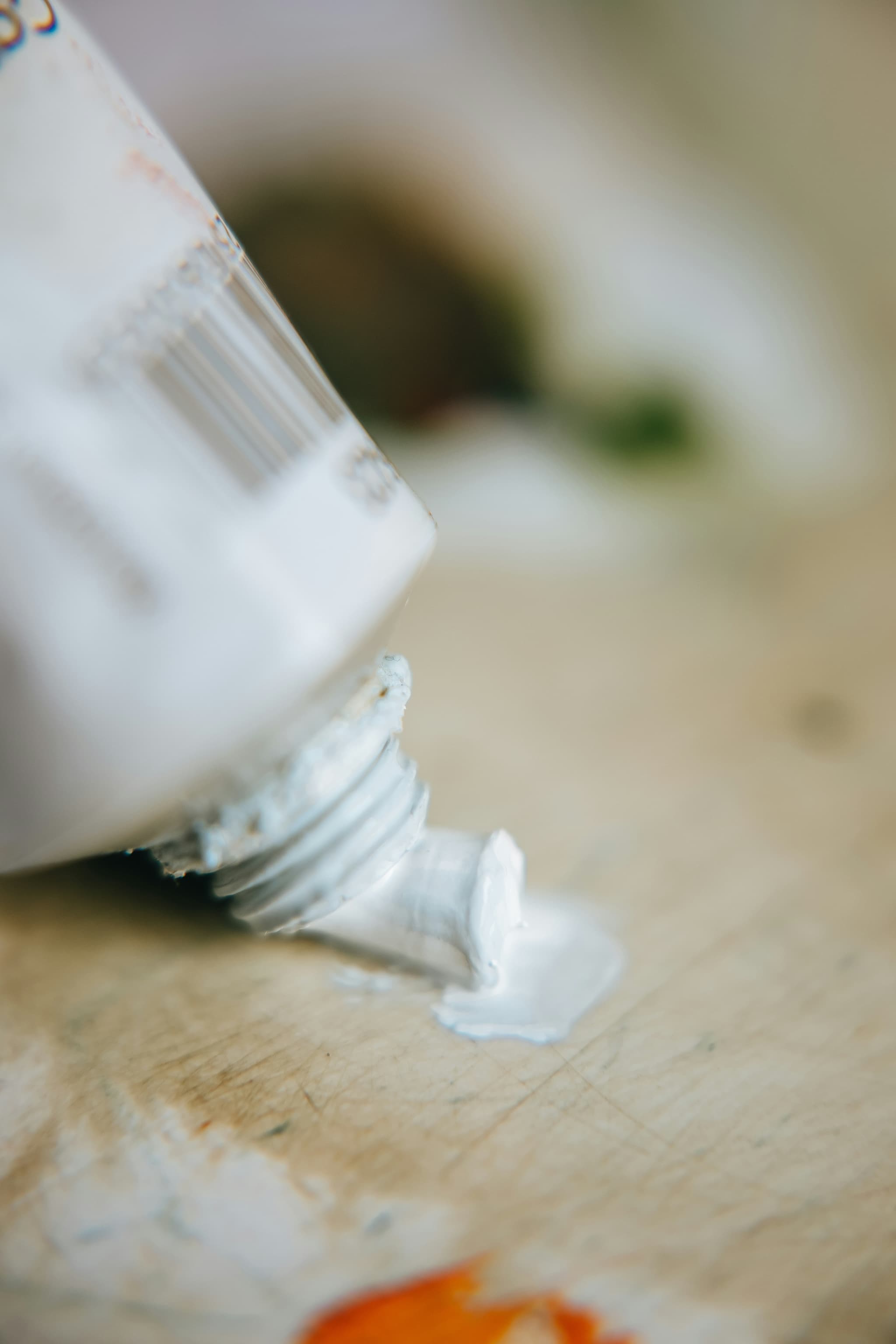 Kleefmiddels en seëlmiddels: agterugslag van TSCA en tydlyn vir die herstel van MDI-voorraad