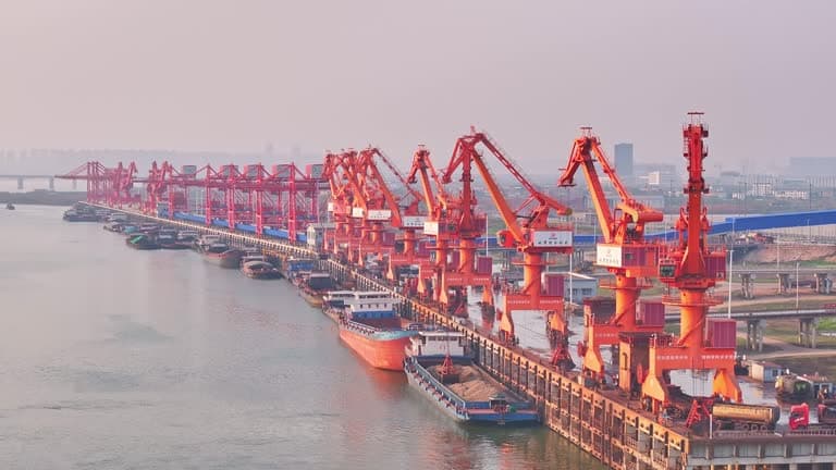 Askorbiensuur voorsiening 2026: China se oorheersing duur voort te midde van stygende logistieke premies