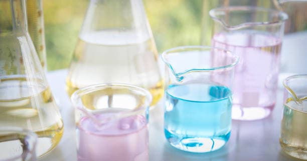 Diensgerigte spesiale chemikalieë: die bou van 'n duursame mededingende graat