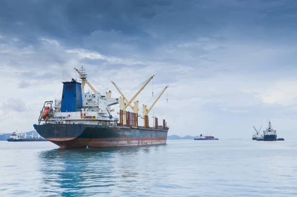 Die ineenstorting van die wapenstilstand maak weer die Hormuz-skeepskrisis oop en bedreig die wêreldwye