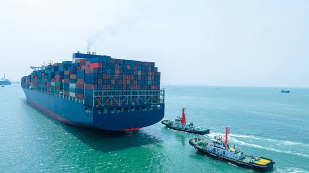 Die onderskrywings van die naweekvaartuie van Iran stuur skokgolwe deur die Hormuz Shipping